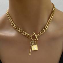 1pc Exquisite Necklace With Diamond Embedded Lock And Key Design, Fashionable And Elegant, Suitable For Gifting On Valentine's Day And Daily Wear