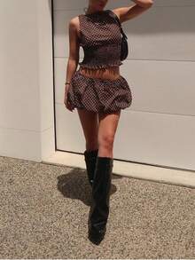 女士花卉印花波尔卡圆点高腰迷你裙和无袖上衣两件套，适合约会的透气服装 - 棕色 - 查看 5