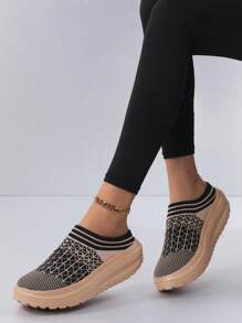 Zapatillas de suela gruesa con diseño juvenil de color contrastante y sin cordones - Zapatos de malla transpirable antideslizantes, adecuados para trotar y caminar al aire libre