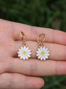1pair Delicate Yellow Daisy Flower Shaped Earrings For Women, Engagement/Wedding Ear Jewelry, Perfect Gift For Sisters/Mothers Valentines,Mom,Mother,Mother's Day,Gift