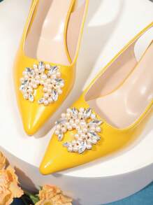 2025 Spring/Autumn New Pearl Buckle Decor Pointed Toe Mary Jane Flats For Women, Fashionable