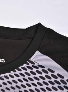 2pcs/Set Goalkeeper Jersey With Foam Elbow Pads, Chest Anti-Slip Rubber Strips, Long Sleeve Breathable Quick-Dry Striped T-Shirt + Goalkeeper Shorts With Elastic Waist, Suitable For Training And Matches