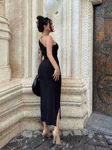 Elegant Party Cocktail Dress With Slit, Slim-Fitting, Asymmetric Neck Design, Spring/Summer