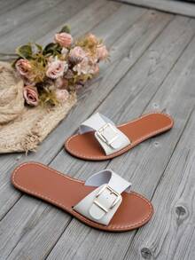 2025 New Summer Fashion Vintage Style Buckle Open Toe Flat Beach Sandals - White - View 6
