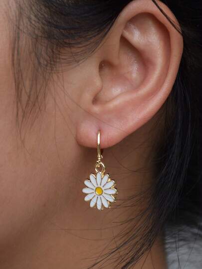 1 对精致黄色雏菊花形耳环，适合女士，订婚/婚礼耳饰，送给姐妹/母亲的完美礼物，情人节、妈妈、母亲节、礼物