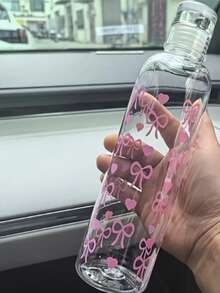 1 个大容量塑料水瓶，带蝴蝶印花和测量刻度，适合日常补水、旅行、工作、运动、健身房、户外、露营、母亲节礼物