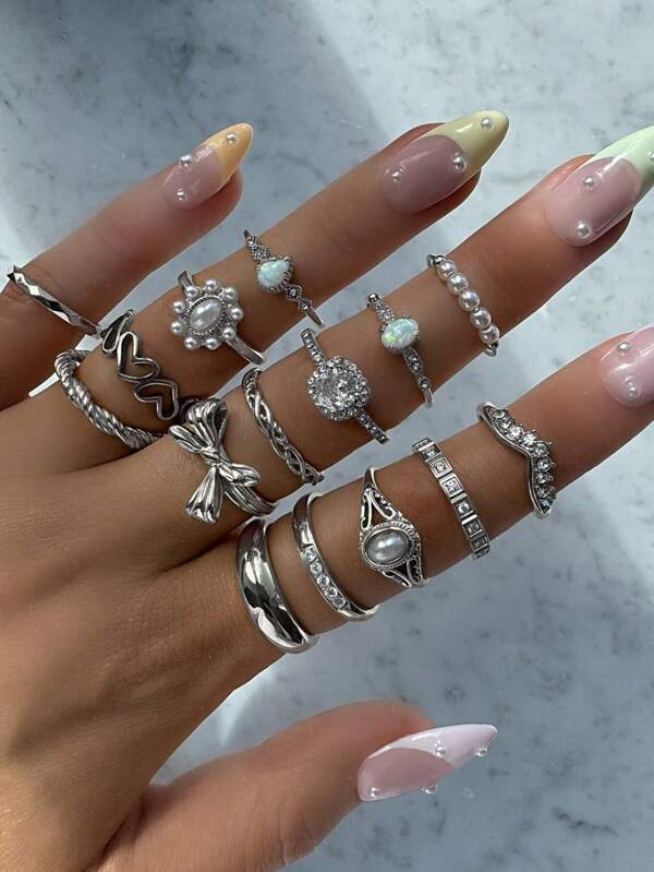 Set van 15 stuks/set modieuze damesringen met strik - Boheemse stijl, strikvormige ring met strik, geschikt voor casual vakantiekleding