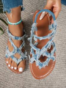 全新平底人字形圆头夏季加大码一脚蹬编织凉鞋，休闲时尚风格