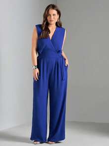FASHION MIX PREMIUM Elegant Long Jumpsuit Tailored With Detail At The Waist And V-Neckline Plus Size Women's Fits 46 To 50 - 寶藍色 - 查看 1