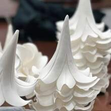 3/5pcs Artificial White Lily Heads - Realistic EVA Petal Design, Reusable Plastic Flower Decoration, Suitable For DIY Wedding Ceiling Decoration, Event Center Decoration, Home And Venue Decoration, Large-Scale Flower Arrangement (Christmas, Thanksgiving, Graduation Ceremony), Fresh Flower Decoration