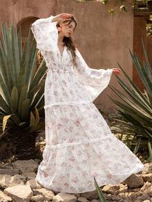 Faeriesty Vestido casual con estilo bohemio y floral con mangas de encaje con volantes y escote en V - Estampado de flores, mangas anchas para picnics de fin de semana, paseos casuales y tardes acogedoras