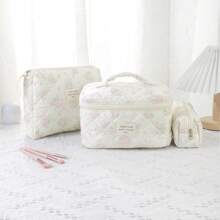 3Pcs Quilted Makeup Bag Set Floral Cosmetic Bag Aesthetic Toiletry Travel Organizer Bag Gift For Women Girls Travel Bag For Suitcase Overnight Bag Gym Bag Duffle Bag Weekend Bag Duffel Bag For Luggage Carry On Bag College Bag Luggage Bags Weekender Bag Hospital Bag Holiday Winter Bag For School School Accessories School Stuff