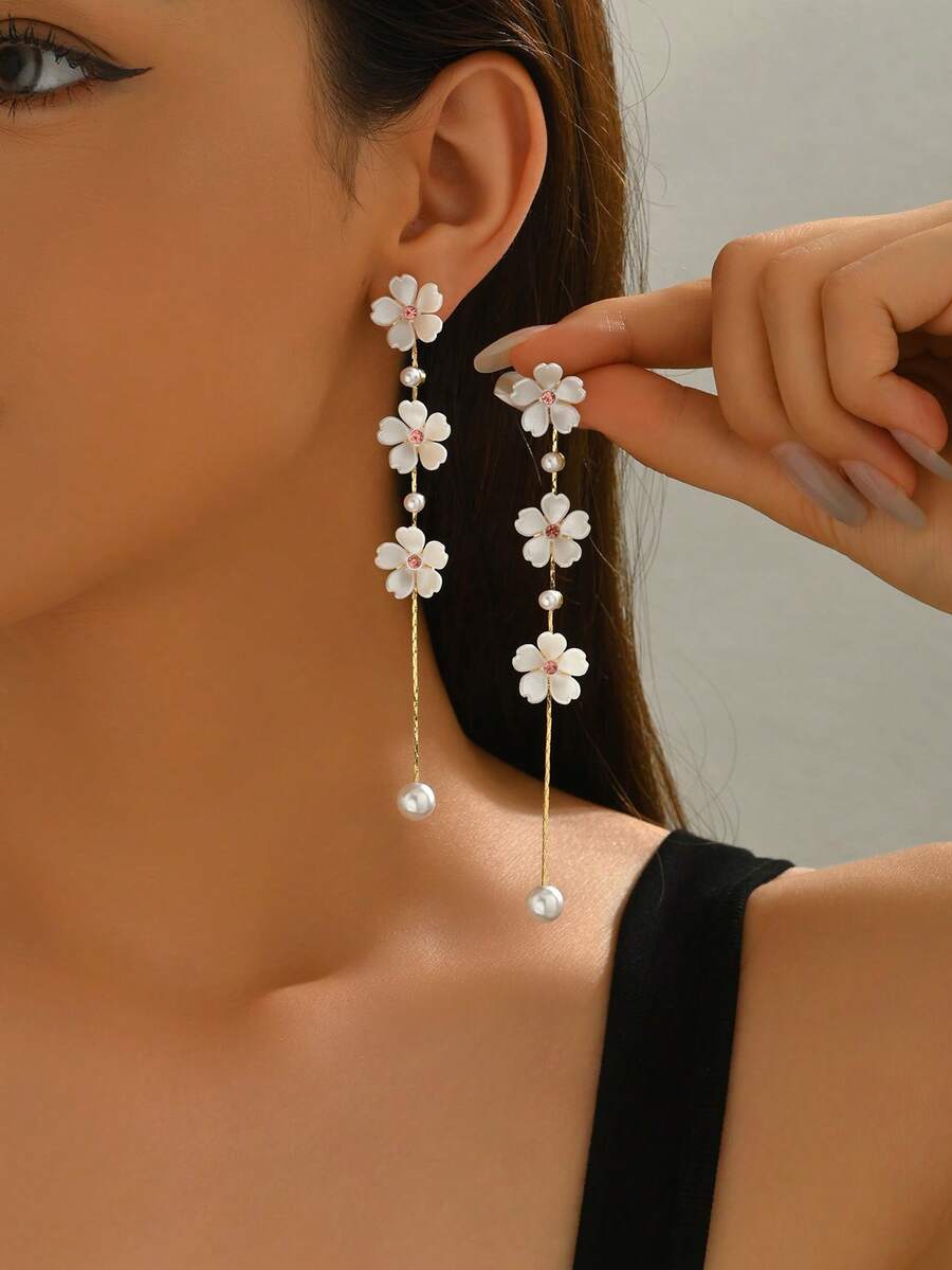 1 Pair Elegant & Sophisticated Women's Earrings, Fashion Faux Pearl Shell 5-Petal Flower Design With Pink Crystal & Tassel Drop, Unique Chic Earrings For Daily, Seasonal, Or Festive Wear - White - View 1