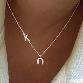 1個 新作 シンプルパヴェジルコニア イニシャル蹄鉄ペンダント シルバーステンレススチールチェーンネックレス レディース用