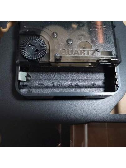 1pc Retro European Large Goud Metal Gear ed Wand Clock, 19.7/23.6 Inch Silent Quartz Movement, Countryside Garden ation, Indoor Outdoor Creative Timer Room Bedroom Dormitory Back To School Surprise Home Supplies view 7