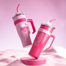 Miniso Bộ quà tặng bao gồm bình nước và ống hút bằng thép không gỉ hình búp bê Barbie, dung tích lớn, kiểu hoạt hình dễ thương, cốc cà phê du lịch xách tay, 1600ml/54oz. - Màu Hồng baby - Xem 8