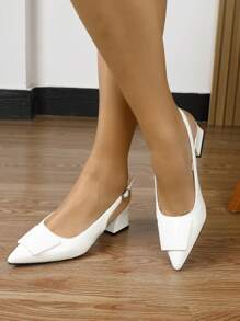 Nouveaux sandales élégantes et pour femmes d'été, talons hauts blancs, talons épais à bout pointu, confortable sandales compensées à enfiler mi-talon, brides sandale Babies à bout fermé