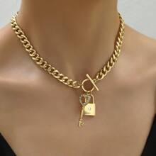 1pc Exquisite Necklace With Diamond Embedded Lock And Key Design, Fashionable And Elegant, Suitable For Gifting On Valentine's Day And Daily Wear