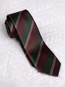1条酒红色条纹校服风格手工领带，适合日常、校园、街头、毕业照等场合，也可作为圣诞装饰服饰。 - 彩色 - 查看 9