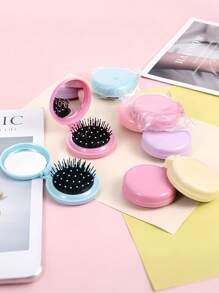 1 pieza Espejo plegable con peine de la serie Macaron, peine pequeño con cojín de aire y espejo de maquillaje, cepillo de masaje para cabeza con espejo estilo niña DIY, todo en uno, peine con cojín de aire minimalista Macaron, espejo portátil de unicolor con cepillo de masaje, peine plegable de color caramelo para mujeres, maquillaje, barato, decoración de habitación, tocador, viaje, dormitorio, accesorios de maquillaje, espejo, espejo de tocador, mini espejo, espejo compacto, espejo pequeño, espejo de mano