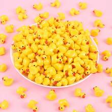 40 Stück Miniatur Landschaft Simulation mit süßen Enten, Tisch Dekorationen Küken, Moos Landschaftsdekoration, Backdekorationen, Gartendekoration Zubehör, Schlüsselanhänger Anhänger, Party Geschenke, ein interessantes Geschenk für Freunde