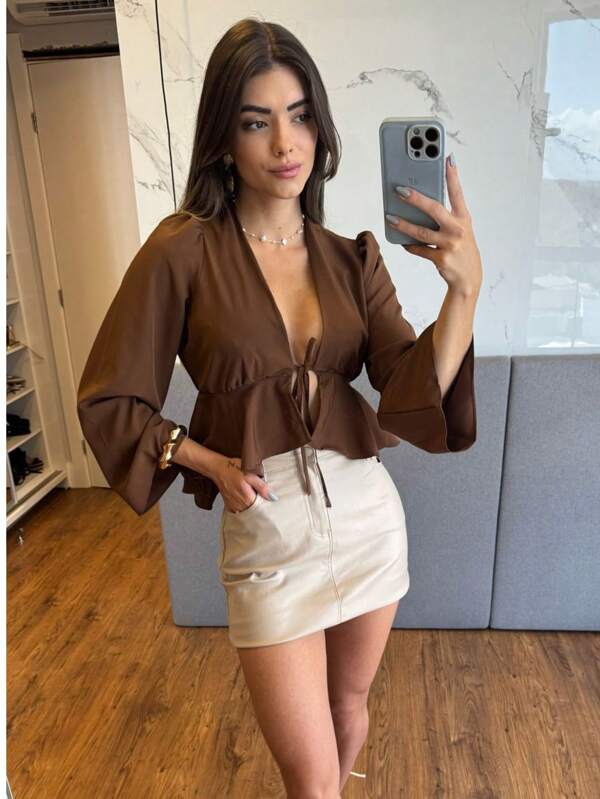 Blusa Cropped Feminina Amarraçao Frontal Decote Manga Flare
