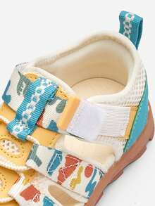 Balabala 男女童防滑水鞋，透气户外凉鞋 - 米黃 - 查看 9