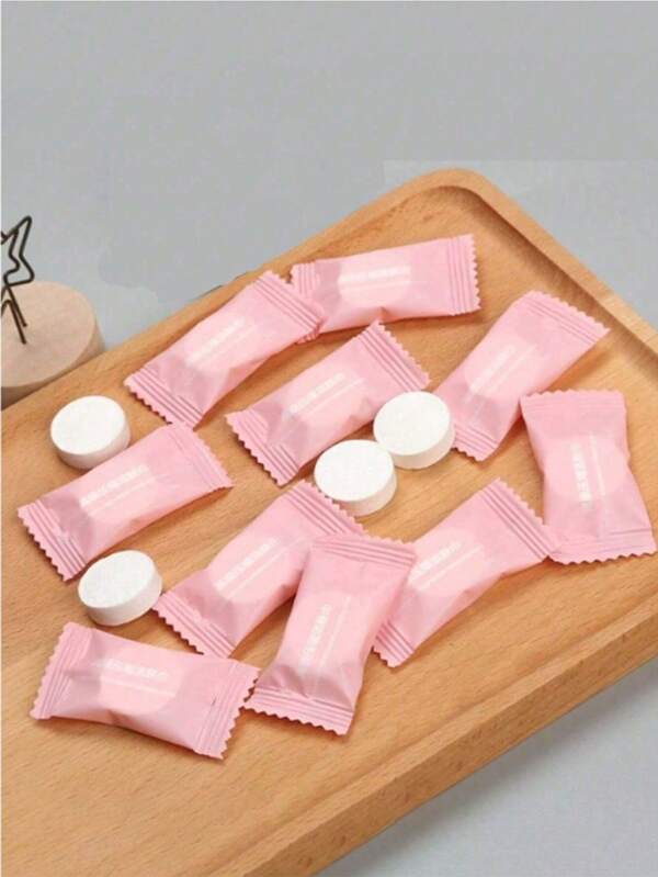 Compressed Face Towels, Disposable Compressed Towels, Portable Cleaning Wipes, Soft Travel Face Cloths, Portable Compressed Towels, Outdoor Camping Wet Wipes And Toilet Paper, Suitable For Outdoor Camping And Hiking For Facial Cleansing, Great For Camping, Perfect For Outdoor Camping And Hiking, Travel Accessories, Cleaning Supplies, Bathroom Accessories, Suitable For All Family Members. (Random Colors)