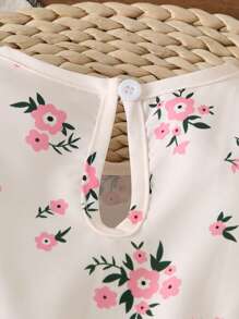 可爱女婴夏季漂亮婴儿夏季休闲无袖圆领荷叶边下摆蝴蝶结印花连衣裙，纽扣后背设计 - 白色 - 查看 8