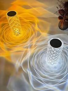 水晶台灯（触摸和遥控），氛围夜灯，RGB 16色变色灯，USB供电，充电2-3小时，适用于房间装饰、派对、餐厅、节日、露营、婚礼，营造浪漫梦幻的氛围。 - 玫瑰水晶檯燈 - 查看 2