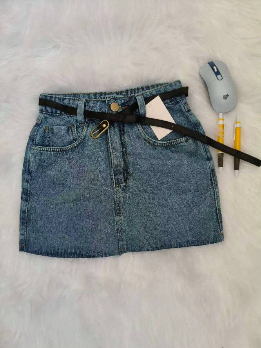 Denim Skirt With Frayed Hem And June Festival - 中等水洗藍 - 查看 1