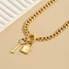 1pc Exquisite Necklace With Diamond Embedded Lock And Key Design, Fashionable And Elegant, Suitable For Gifting On Valentine's Day And Daily Wear