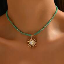 1 Stück Damen Boho Halskette - goldener Sonnenanhänger mit Türkisperlen, geeignet für Alltagstragen und Partymode für Frauen, elegant das ganze Jahr über, kann Lässig oder formell getragen werden, Retro-Stil, detailliertes Design, modisches Statement-Accessoire