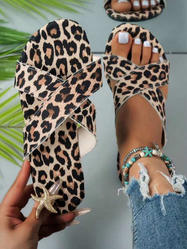 Sandali scorrevoli con motivo leopardato alla moda 2025 per donne, ciabatte casual comode per l'estate