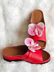 1 Pair Casual Beach Sandals With Cute Floral Print, Wide Comfort Footbed, Thick Platform, Vacation Holiday Summer House Slippers With Dopamine Color Blocking, Hawaii Design