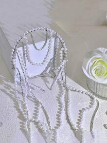 带有编织波浪的珍珠流苏发带，带有配饰风格发带的婚礼发带，优雅的婚礼发型配饰，带梳子的手工制作的皇冠式发饰，适合婚礼、派对和度假。