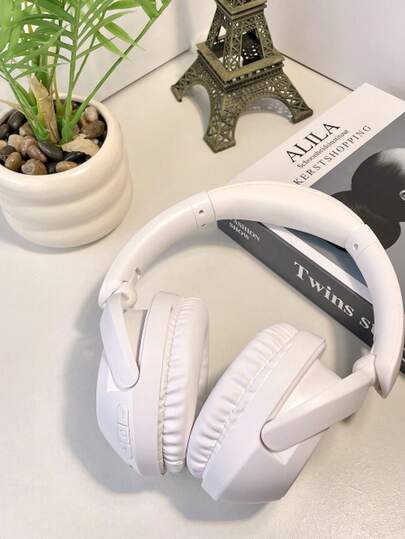 无线蓝牙耳机，3D环绕深低音，长电池寿命，低延迟，支持TF卡，可旋转和折叠游戏和运动蓝牙耳机