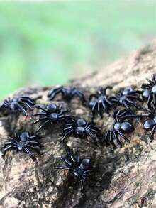 30pcs Realistic Spider Decorations, Suitable For Haunted House, Spider Web, Bar, Party, Pranks, Theme Party, Halloween, Christmas, Thanksgiving Gift