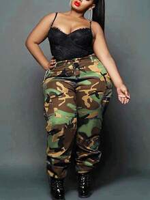Plus Size Women Camo Printed Flap Pockets Loose Fitting Straight Leg Cargo Pants - Yellow - View 5