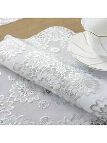 2/4PCS多種款式兩種規格（30*45CM/38CM）長方形PVC餐墊，銀色蕾絲花邊，高級感輕奢餐廳隔熱防水墊，獨特設計，高級質感 ，隔熱，適用於家庭餐廳，輕奢餐廳，咖啡館甜點店可用， 戶外野餐，圖案隨機發