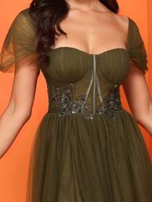 女士束身鱼骨上衣，手工刺绣亮片，修身性感高开衩A字裙，后背可调节肩带，穿着舒适，优雅奢华的长裙，让女性更显年轻魅力，适合各种派对、毕业典礼、婚礼、活动、宴会和舞会等场合，女士正式舞会礼服（豪华版），派对礼服，婚礼宾客礼服，晚礼服，春假礼服 - 橄欖綠 - 查看 4