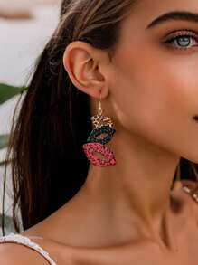 Une paire de boucles d'oreilles élégantes et sexy bohème avec des lèvres dorées en forme de dopamine et de Maillard, imprimé léopard avec un nœud, légères, élégantes, hypoallergéniques, convenant pour tous les jours, les fêtes, en cadeau, Fête des Mères (sans cartes incluses)