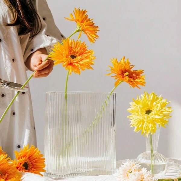 1/3/5 Piezas de Flores Artificiales de Margarita Gerbera, flexibles y no se destiñen, hechas de tela de seda, ideales para paredes florales DIY y decoración de escenas. Estilo minimalista moderno, disponible en múltiples colores, cabezas de flores redondas - perfectas para jarrones de salas de estar y dormitorios, bodas, fiestas, decoración del hogar, arreglos de escritorio y decoración festiva de habitaciones. Decoración de otoño