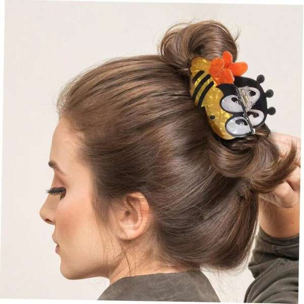 1pc Cartoon Rhinestone Bee Hair Clip, Cartoon Hair Claw, Cute Insect Ponytail Clip, Creative Hair Accessories Beauty Claw Clips