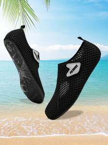 New Women's Water Shoes; Beach Shoes, Quick-Dry Wading Shoes, Sandals, Outdoor Swimming Shoes, Diving Shoes, Non-Slip Lightweight Water Shoes; Women's Wading Shoes - Black - View 2