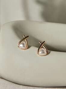 1 paire de boucles d'oreilles de luxe à motif croisé métallique avec faux perle, design minimaliste chic, polyvalent et populaire