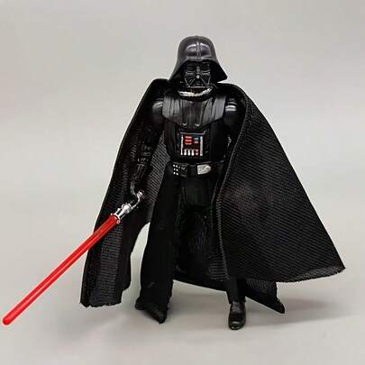 Star Wars 星球大战官方可动人偶 & 风暴兵可动人偶 - 关节可动，黑色盔甲配红色光剑，粉丝收藏佳品，耐用塑料材质