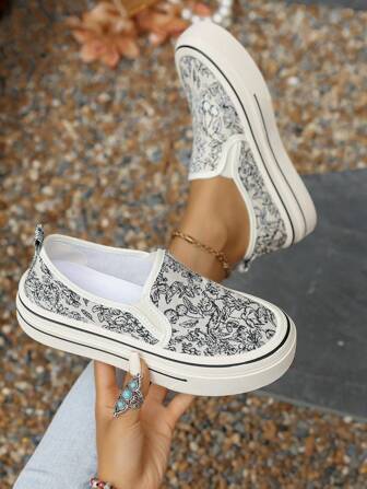 Women Casual Fabric Sneakers Flat Slip On Fashion Versatile Chinese Style Embroidered Shoes