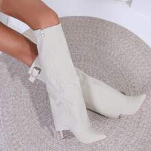 Neue weiße spitz zulaufende Stiefel mit Keilabsatz und hohem Schaft