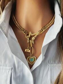 Colar feminino de corrente grossa com trança dupla, fivela de escalada em forma de estrela cravejada de diamantes, pingente de estrela da sorte com 12 signos do zodíaco e pingente de coração. O estilo é lindo, único e moderno, adequado para presentear ou em festivais de música e outros eventos.